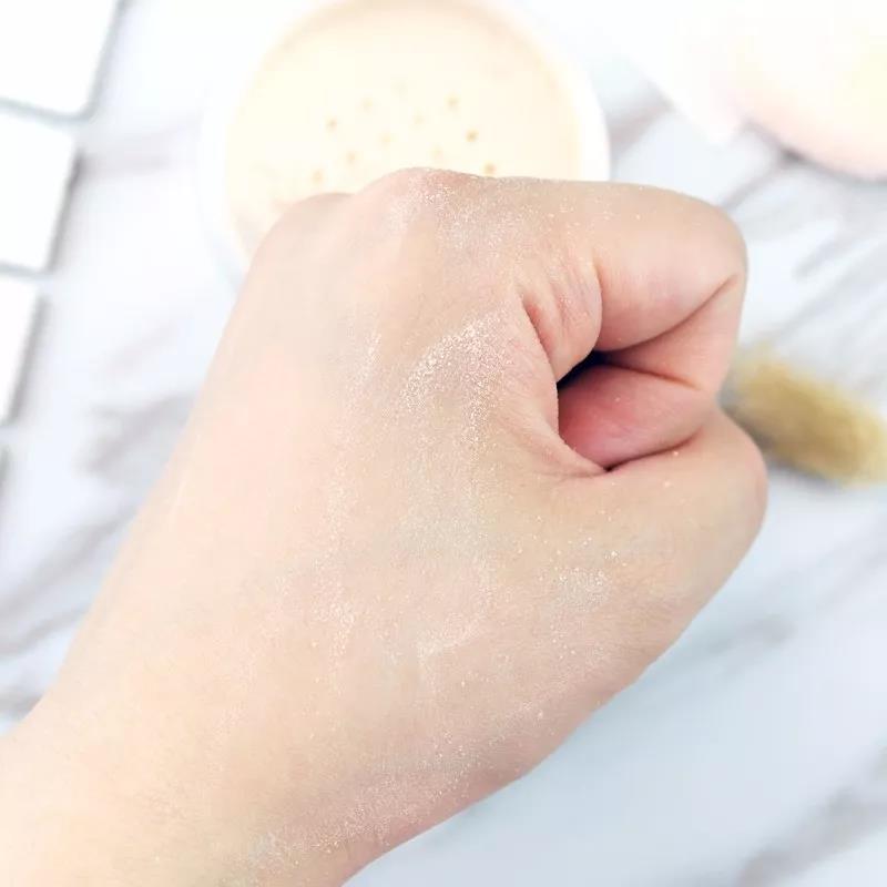 夏季美丽的秘密,无瑕美妆“粉”出来